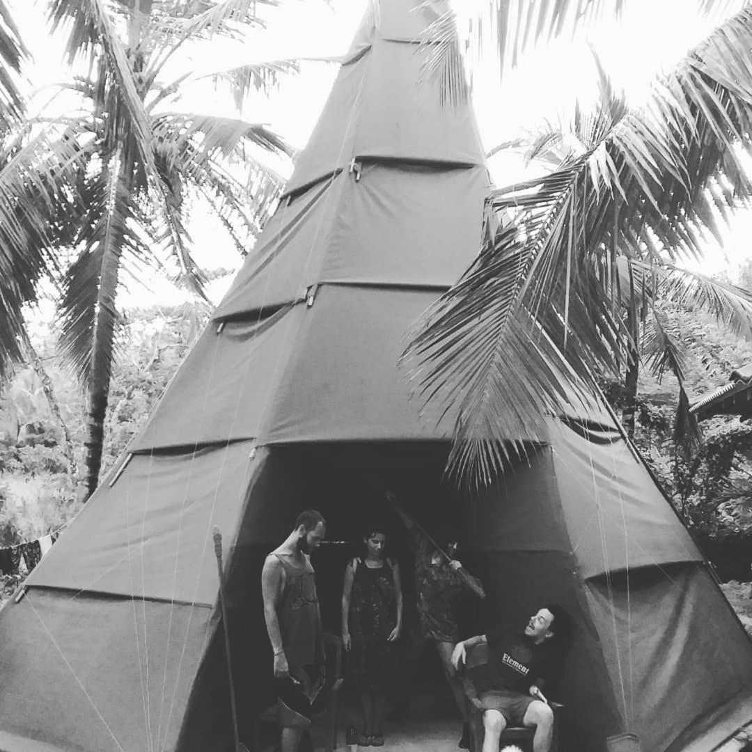 ディックウェラ Hidden Well Hiriketiyaホステル エクステリア 写真